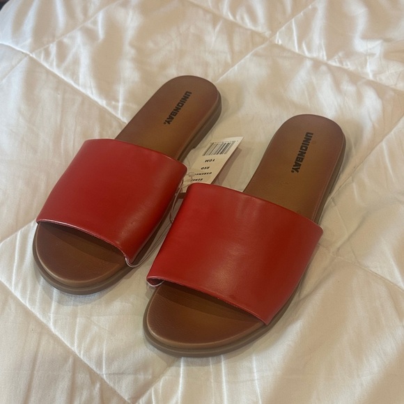 NEW UNIONBAY Women's Vibrant Red Slide Sandals size 10 - Picture 5 of 6